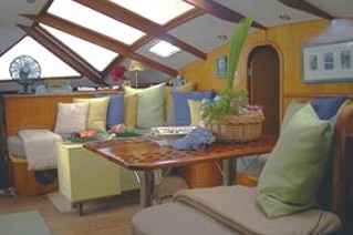 Belline II - Indoor dining